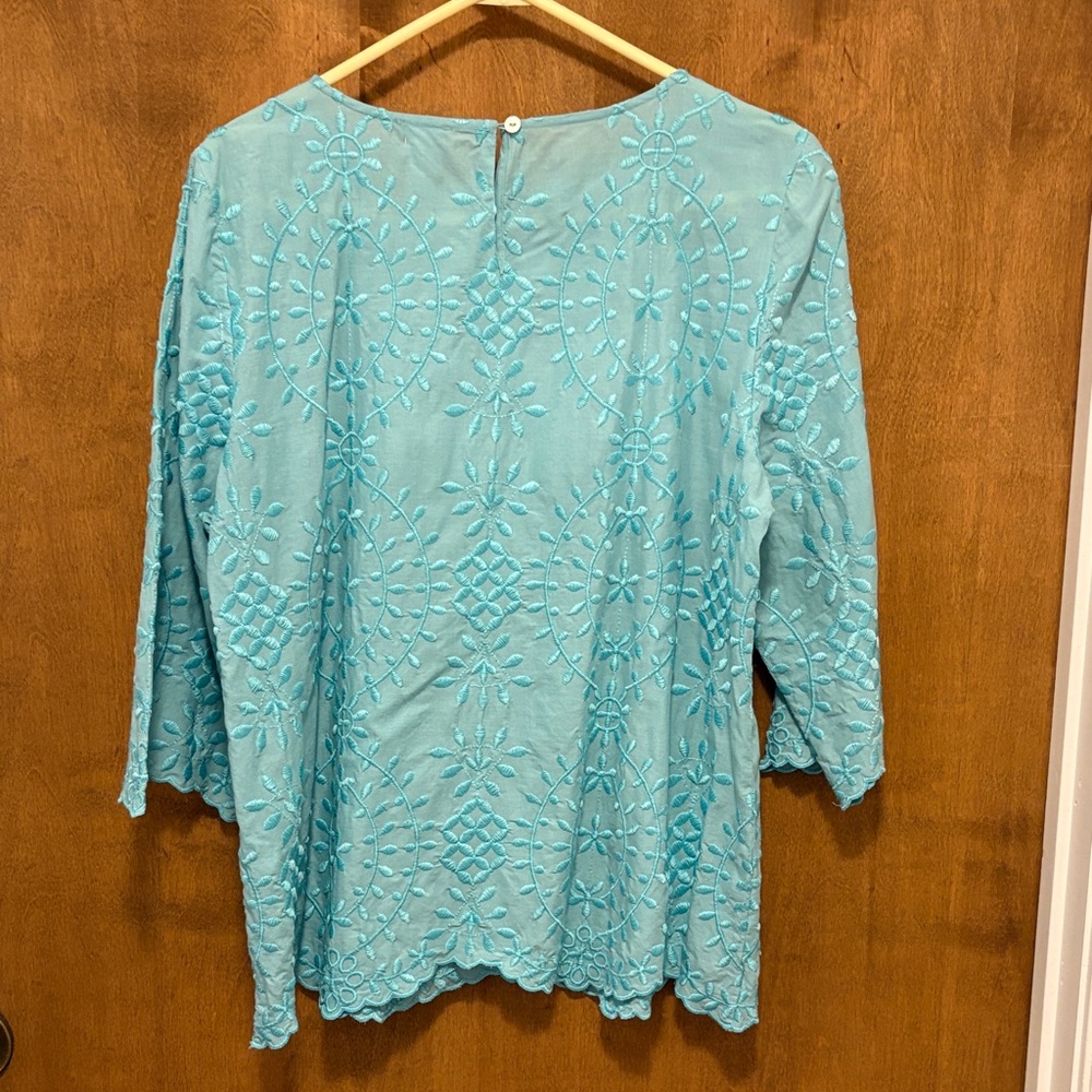 470. Chico's Aqua Embroidered Three-Quarter Sleeve Blouse - Picture 2 of 3